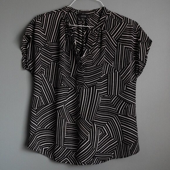 Apt. 9 Tops - 2/$13 Apt. 9 Flowy Business Top, Black & White Striped - Size Medium